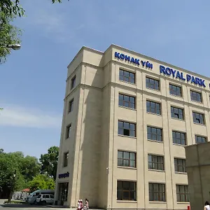 Отель Royal Park ***