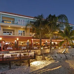 Aparthotel Den Laman