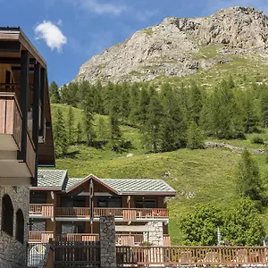 https://pv-les-chalets-de-solaise.hotels-rhonealpes.com